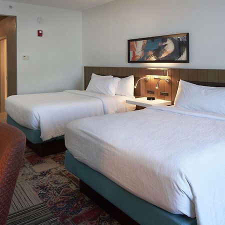 Hilton Garden Inn Евансвил Екстериор снимка