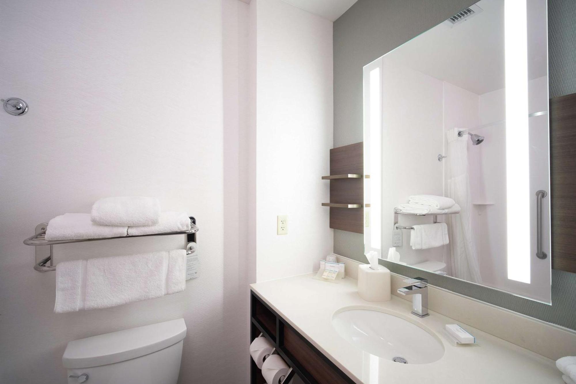 Hilton Garden Inn Евансвил Екстериор снимка