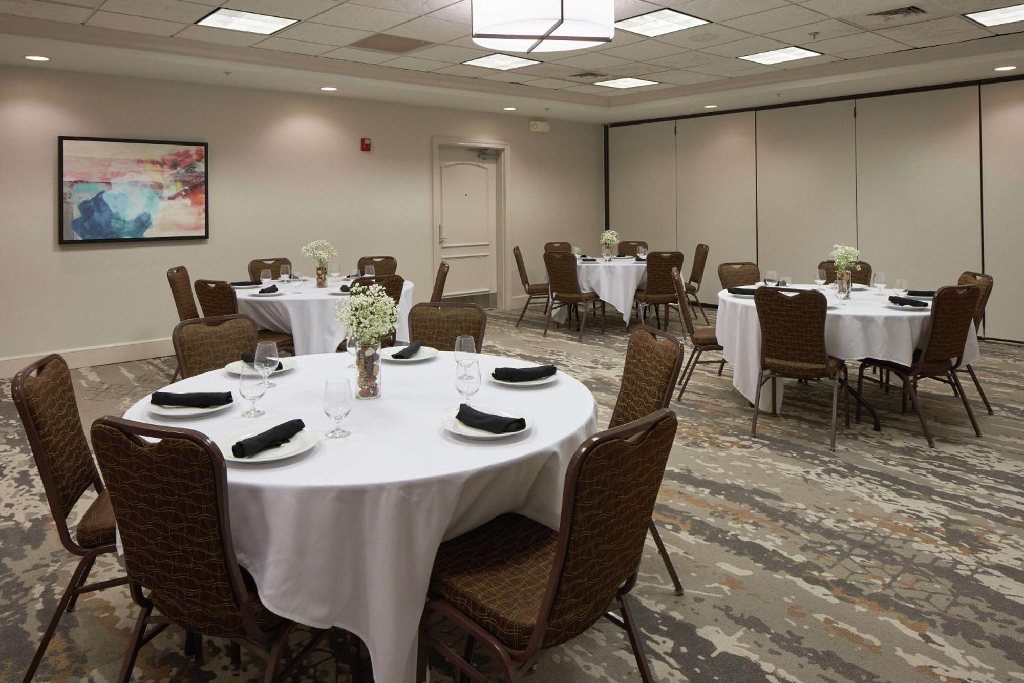 Hilton Garden Inn Евансвил Екстериор снимка