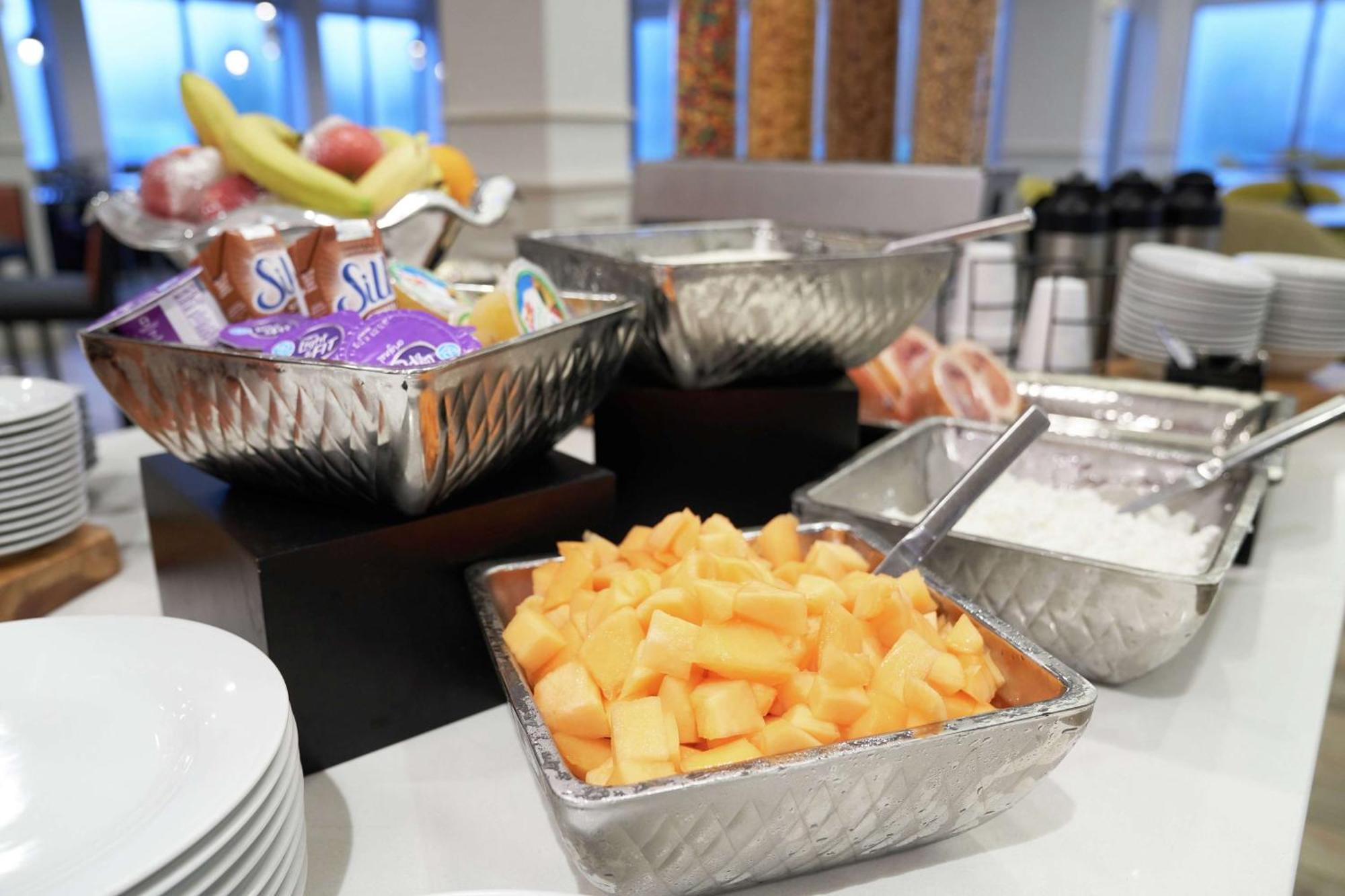 Hilton Garden Inn Евансвил Екстериор снимка